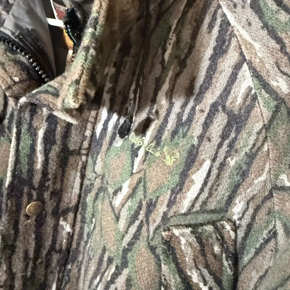 Vintage Cabela's GORE-TEX Realtree Trebark Camo Hunting Field Jacket Sz M READ